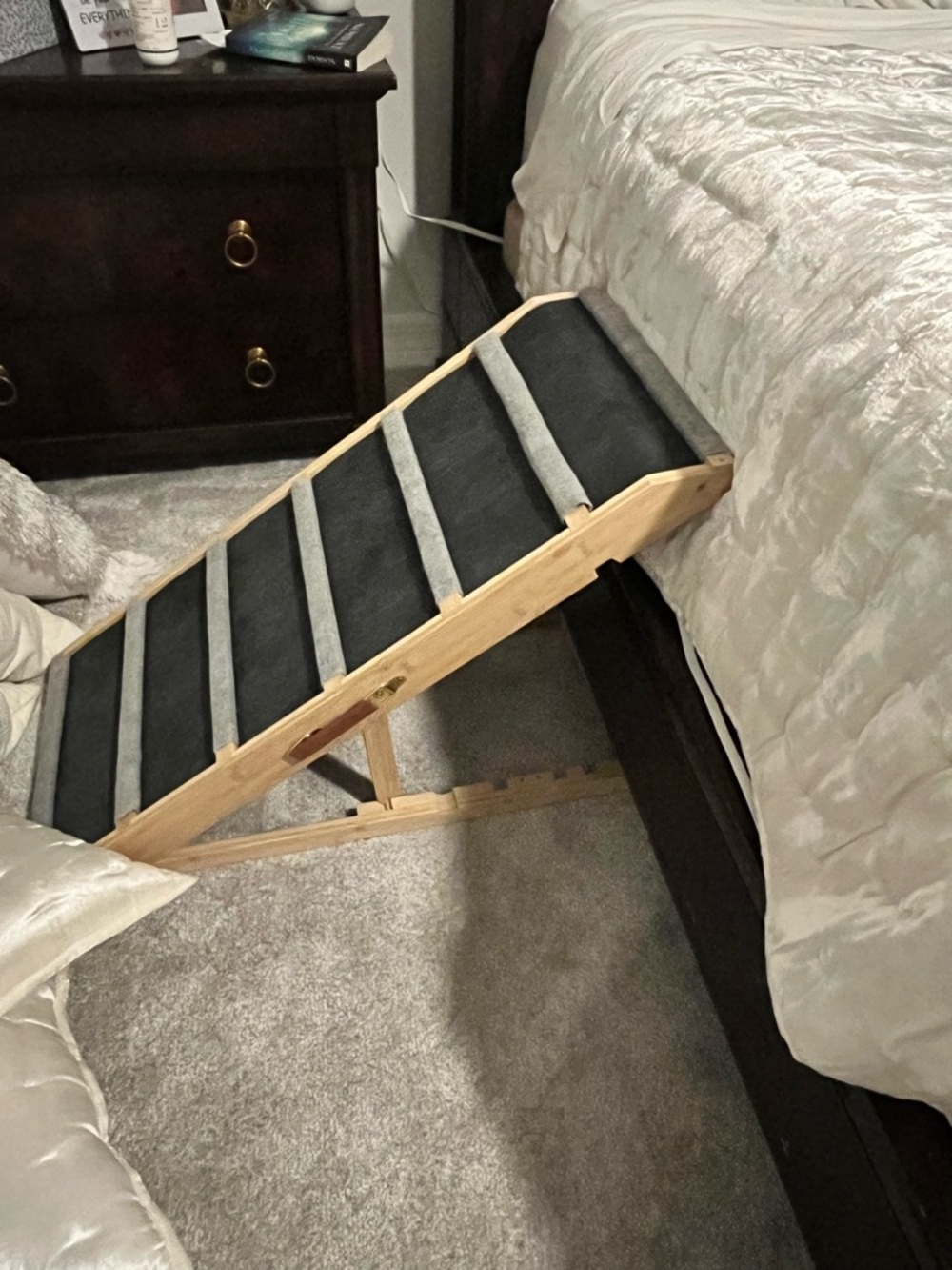 Dog Ramp for Dogs with Eztra Wide Gray Padded Steps - Adjustable - Picture 14 of 15
